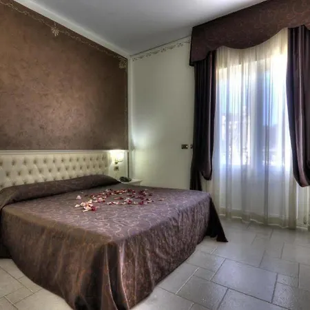 Madonna Delle Grazie Hotel