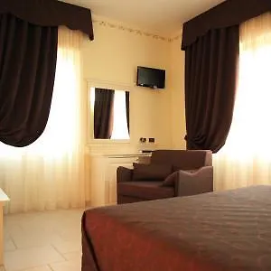 Madonna Delle Grazie 4* Ceglie Messapica