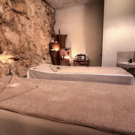 Hotel Madonna Delle Grazie 4*